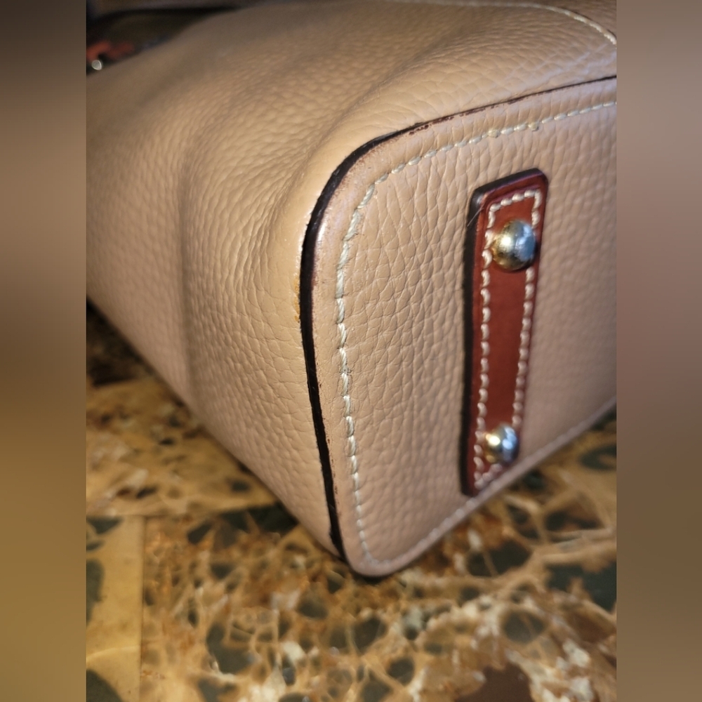 Donney & Bourke Tan Leather Tote Bag - Picture 8 of 14